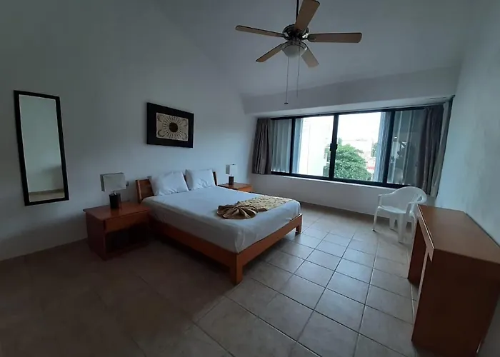 Mayaluum Apartment *